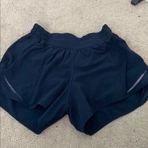 Lululemon shorts *navy*